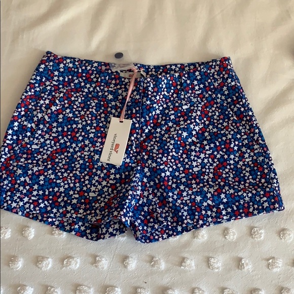 Vineyard Vines Pants - Limited Edition Vineyard Vines shorts